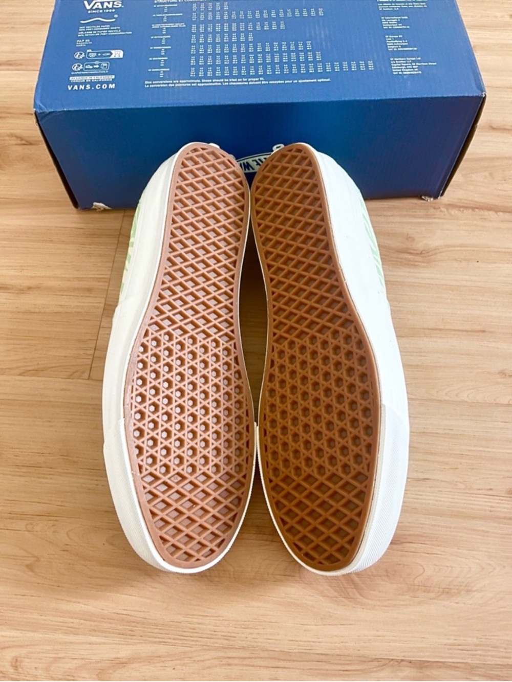 Vans Premium Authentic Shoe Women 8.5 US - Picture 12 of 13